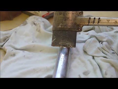 Видео: Ремонт зеркала пера передней вилки мотоцикла