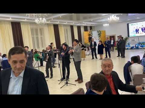 Видео: Төңкер тобы - Ұлдың аты ұл ғой шіркін қашанда. 2021жыл.Орал қаласы.Айзат мейрамханасы