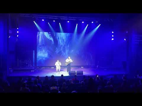 Видео: Песня "Зажжëм огни"/The song "Light the Lights" 
