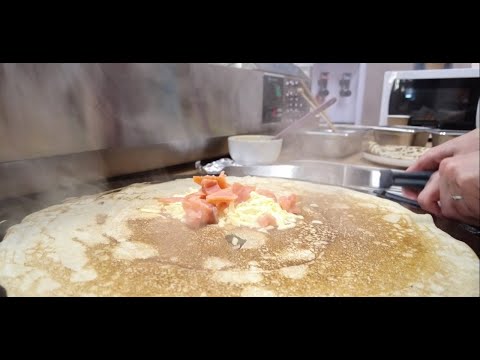 Видео: В Первоуральске открылась блинная