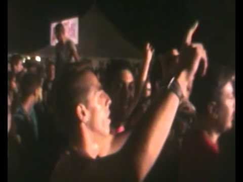 Видео: Мъж ли е - Емилия *live* (Видински панаир 2015)