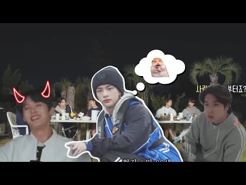 Видео: 2 season 2 ep. «skz в отпуске»