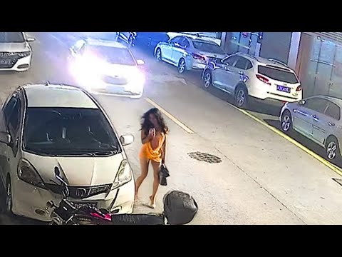 Видео: 200 НЕВЕРОЯТНЫХ МОМЕНТОВ, СНЯТЫХ НА КАМЕРУ. ЛУЧШЕЕ ЗА МЕСЯЦ