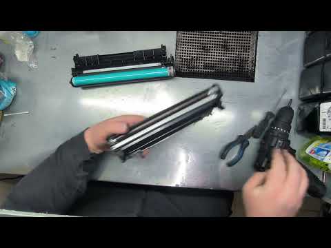 Видео: Canon 703/FX-10/HP Q2612 заправка.