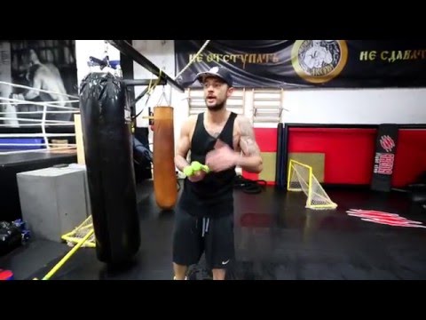 Видео: #23 Работа ног в боксе