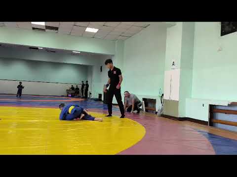 Видео: Схватка за выход в 1/4