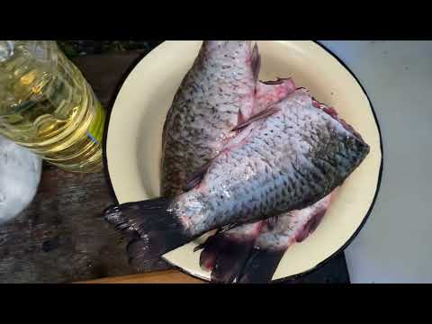 Видео: Как пожарить карася без костей на мангале | Рецепт жареного карася на садже✅