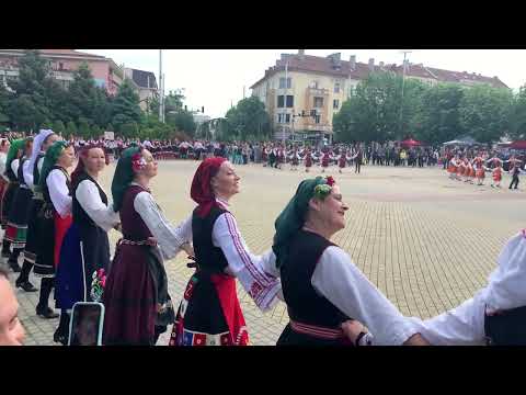 Видео: Тъпан Бие - Хоро се Вие - Казанлък 2023