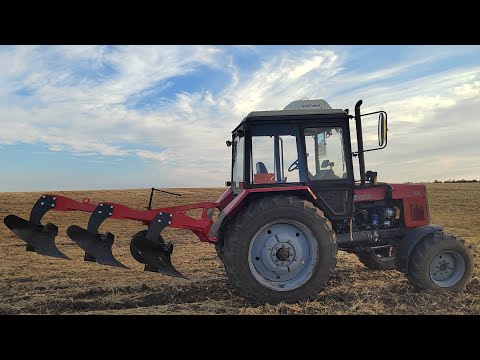 Видео: Приобрели ещё один плуг ПС-3/35 к трактору МТЗ-892.