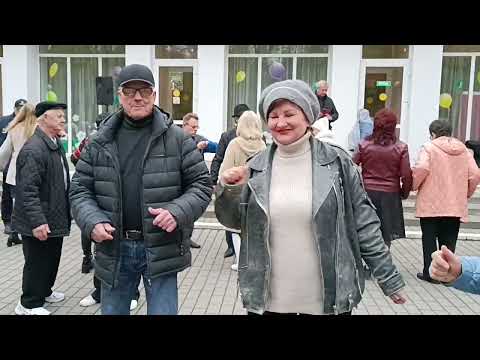 Видео: Я ОГОНЬ ТЫ ВОДА... ТАНЦЫ 💃🕺💃🕺💃 ГОМЕЛЬ ♥️