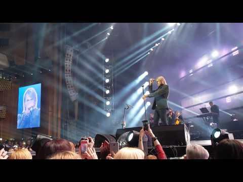 Видео: Олег Винник - Не питай у неба