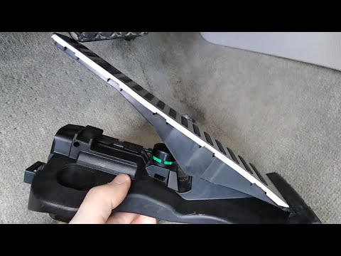 Видео: Как снять педаль газа на VW Passat NMS (b7, b8 USA)
