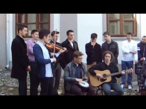 Видео: Призренски Богослови - Што је лепо под ноћ погледати