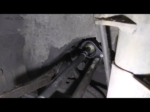 Видео: Замена шарнирной рулевой тяги Opel Vectra B