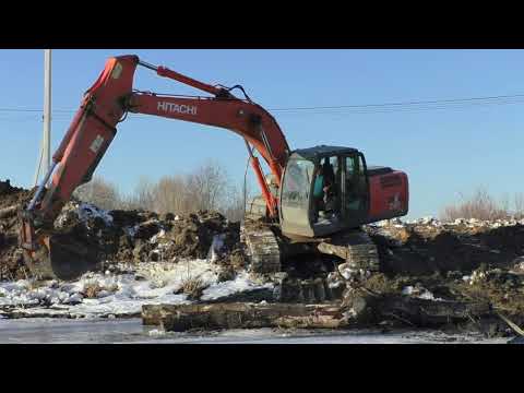 Видео: Очистка деревенского пруда: клубный пруд (2 часть)