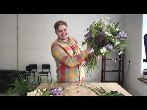 Видео: Мастер-класс «Летний букет с хризантемой»