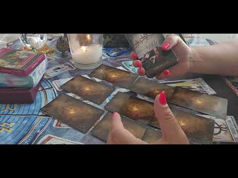 Видео: 🧘 Минало 🎯 Настояще 🌀 Бъдеще 👨‍❤️‍👨 Любовно Таро 🔮
