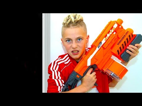 Видео: На ВЫЖИВАНИЕ... Who will survive? Nerf WAR...