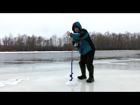 Видео: Все Таки Вона Клюнула. Риболовля на Десні
