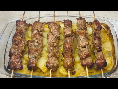 Видео: Потрясающе МЯГКИЙ И СОЧНЫЙ ШАШЛЫК в духовке !!!
