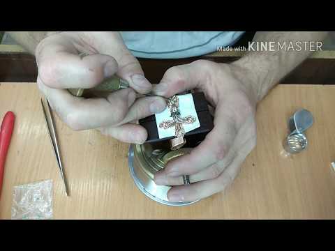 Видео: Изумруды, Вставка Изумрудов в Крест®️