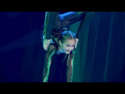 Видео: Эквилибр на тростях «Ламия - богиня леса» Элина Бакус цирк «Фантазёры» Тверская обл., г. Конаково