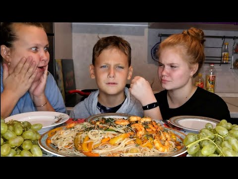 Видео: Мукбанг Фунчоза-корейская с креветками/Маша приехала/Дэвиду привет🖐️