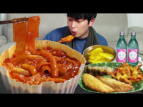 Видео: Очень острый ттокпокки🔥 MUKBANG REALSOUND ASMR EATINGSHOW