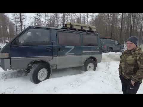 Видео: Рубилово на снежном полигоне