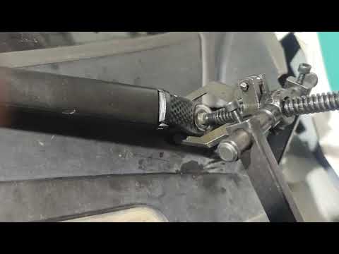 Видео: Mercedes Citan ; Renault Kangoo 2;3 . Вода в салоне ,чистка дренажных отверстий