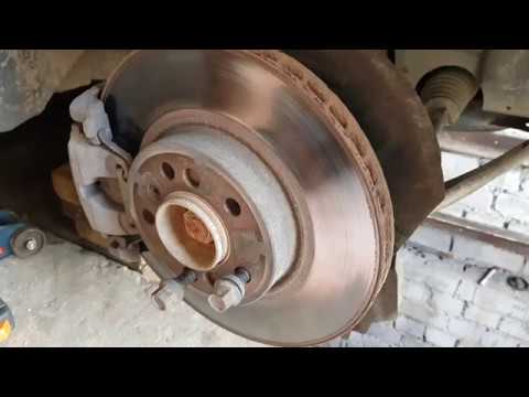 Видео: бьёт руль? bmw x5 e53 смотри причину.