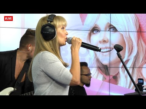 Видео: Валерия - Рига-Москва (LIVE @ Авторадио)