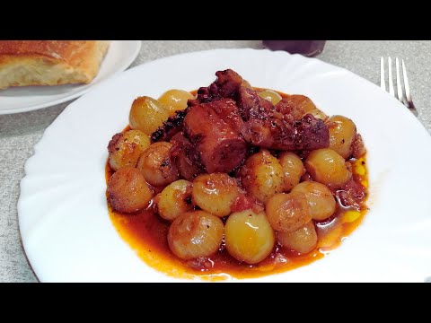 Видео: Стифадо ме хтаподи 🐙 Стифадо с осьминогом / Постное блюдо / Греческая кухня / Просто и вкусно 😋