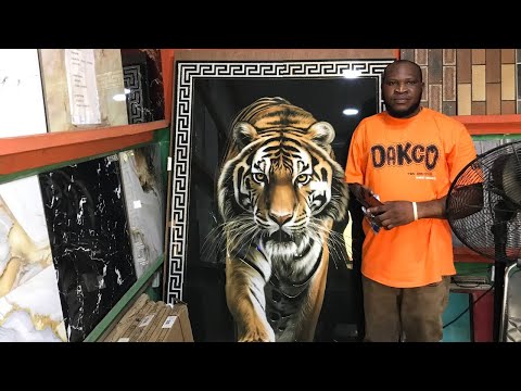 Видео: Цена на плитку в Бенин-Сити, Нигерия — сравнение испанской, индийской и местной плитки!