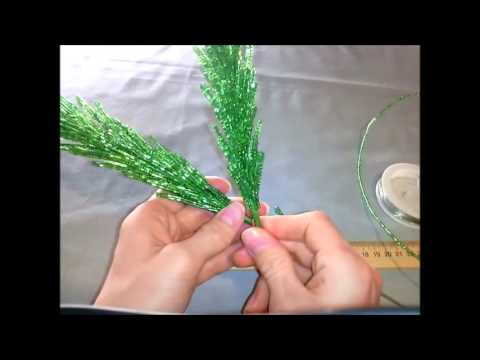 Видео: Сосновая ветка с шишками из бисера.Часть 2 - Ветка.