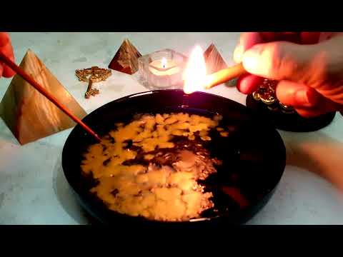 Видео: КАКИЕ СОБЫТИЯ ВОРВУТСЯ В ВАШУ ЖИЗНЬ. Гадание на воске.