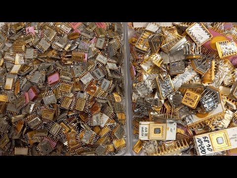Видео: 9.8 грамма золота из 480 грамм керамических микросхем