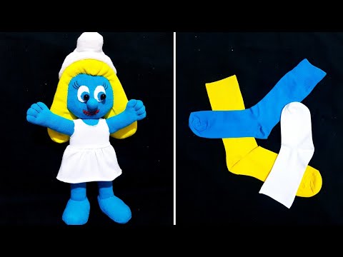 Видео: 😍ЧИТАТЬСЯ НОСКИ / 💥Мой дизайн / 👌Как сделать симпатичную игрушку / Как сделать куклу из носка