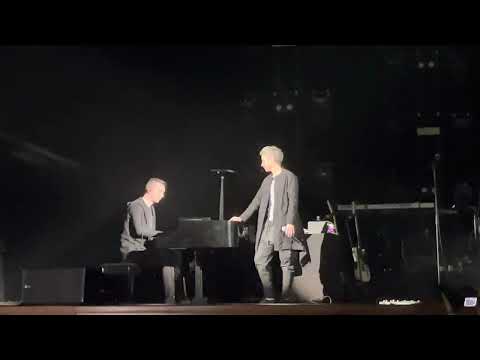 Видео: «Подруга» Сурганова и Оркестр