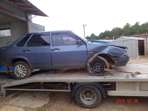 Видео: ВАЗ 21099. слетела с трассы. повреждение.