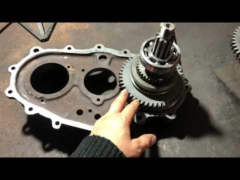 Видео: ФРЕЗЕРОВКА КОРПУСА РАЗДАТКИ УАЗ ДЛЯ УСТАНОВКИ КИТА С БОЛЬШИМ ПОНИЖЕНИЕМ!