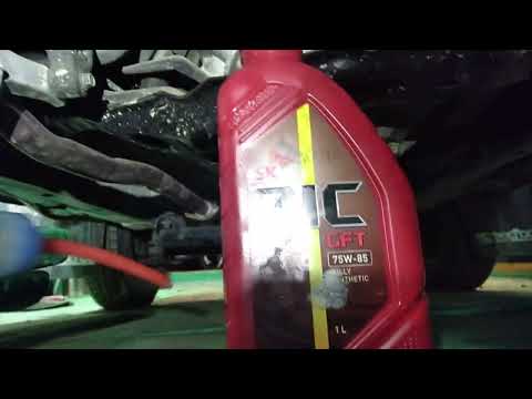 Видео: Паджеро Мини, замена масла в трансмиссии.