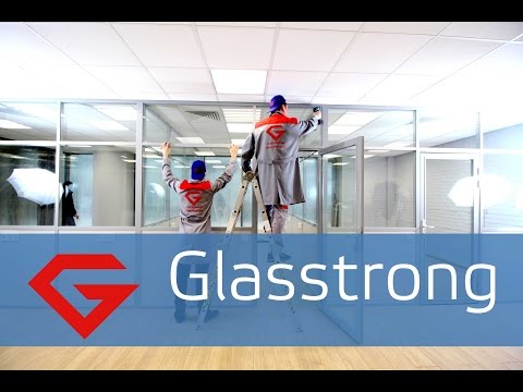 Видео: Стеклянные перегородки Glasstrong ➤ Стеклянные двери ➤ Рольставни ➤ Производство и монтаж