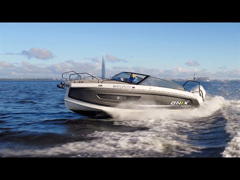Видео: ONIX 850 DC: Дизайн VanDutch, характер "пожирателя волн"Обзор и тест катера с мотором V10 #катер