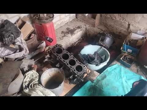 Видео: Причины и последствия детонации в бензиновом моторе и обслуживание мотора форд сиерра 