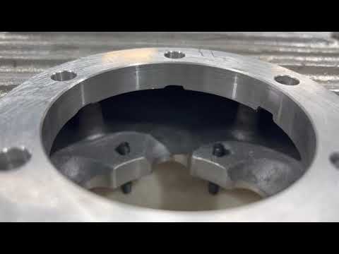 Видео: Сохраните этот модифицированный двигатель VW живым! Установка масляного поддона