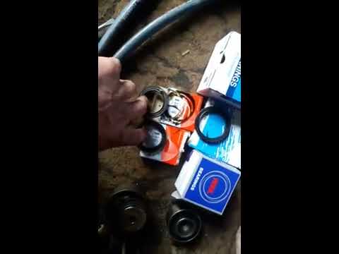 Видео: Замена ГРМ на мазда 626 1996 года 1 8 бензин