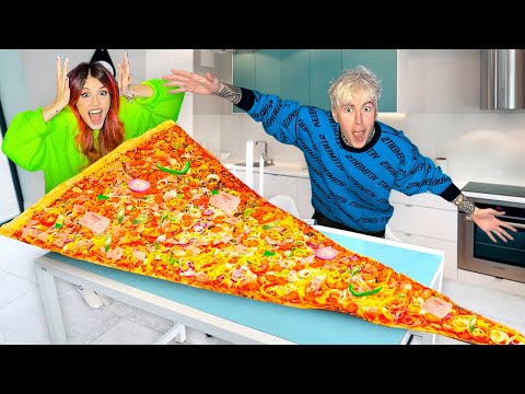 Видео: ПОПРОБОВАЛИ САМУЮ БОЛЬШУЮ ПИЦЦУ В ИТАЛИИ...  ** РЕАКЦИЯ ШОКИРОВАЛА **