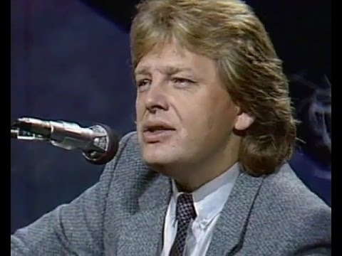 Видео: Юрий Антонов - Я тебя не забуду. 1987