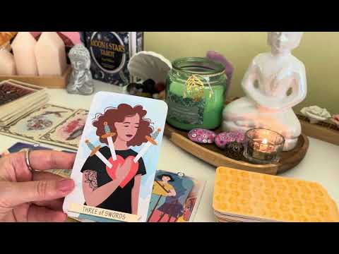 Видео: ✨📝💜Намеренията на този човек към Теб…💘  💖📖🧿    P.S. 💌✨Ти си моето липсващо парченце от пъзела🧩♥️